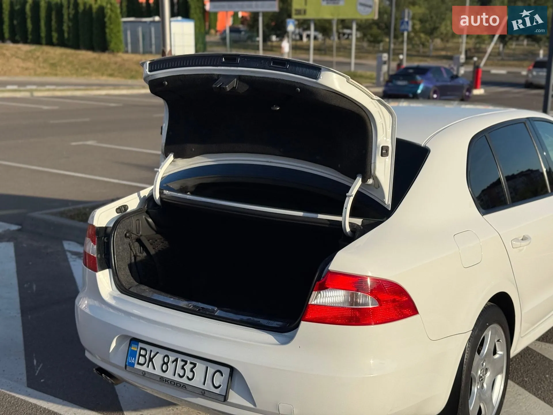 2011 Skoda Superb - мініатюра 42