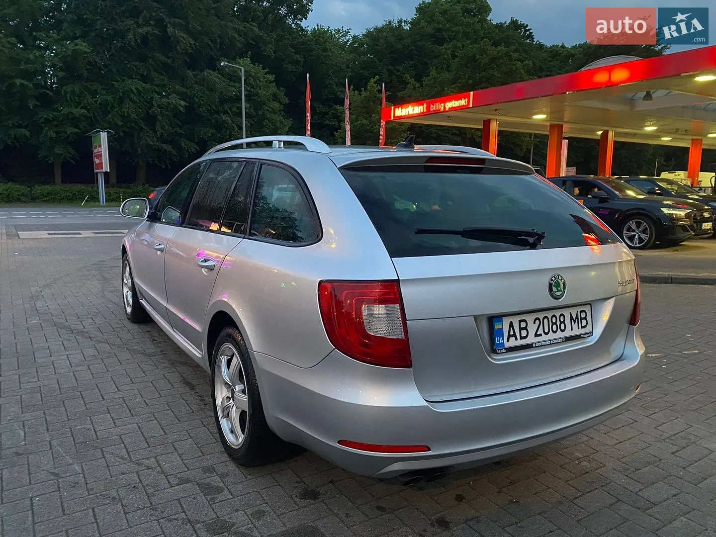 2011 Skoda Superb - мініатюра 6