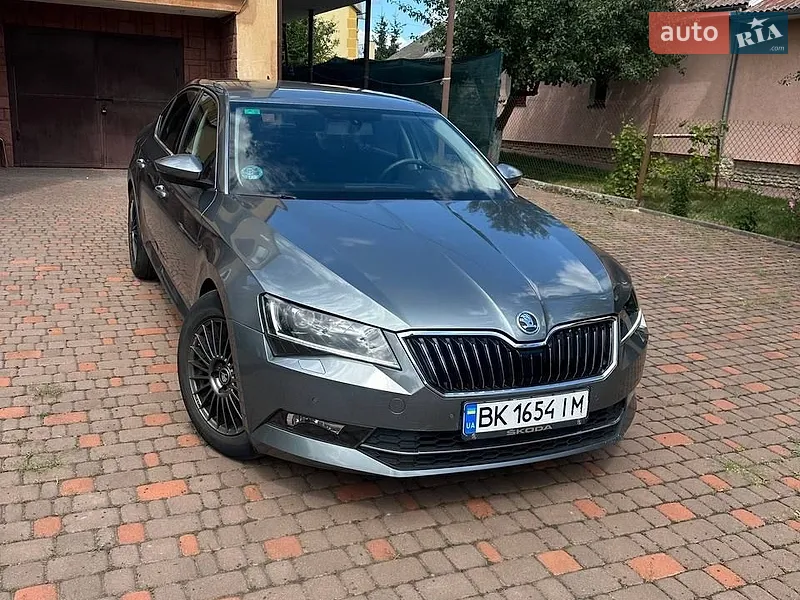 Skoda Superb 2016