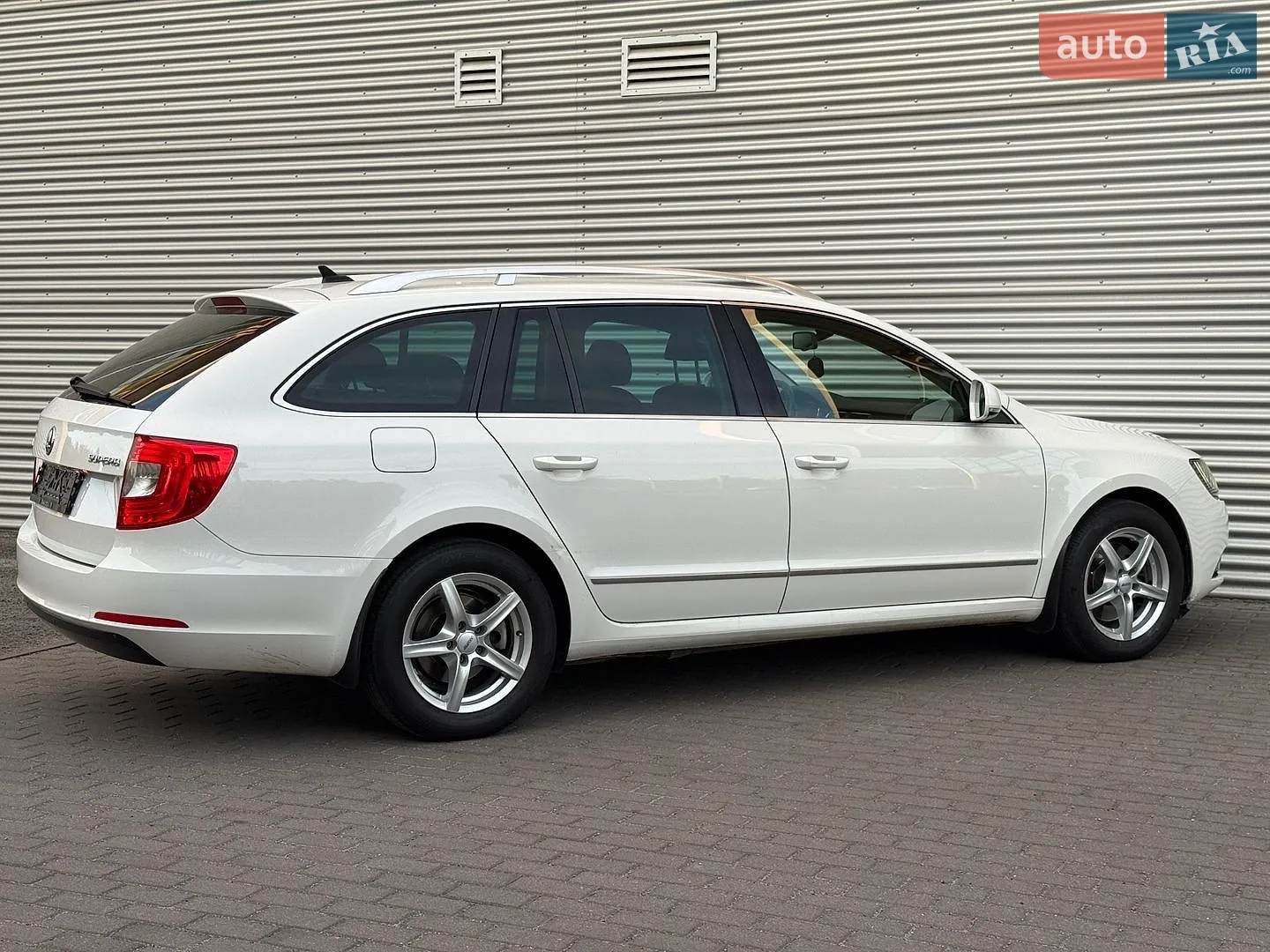2015 Skoda Superb - мініатюра 16