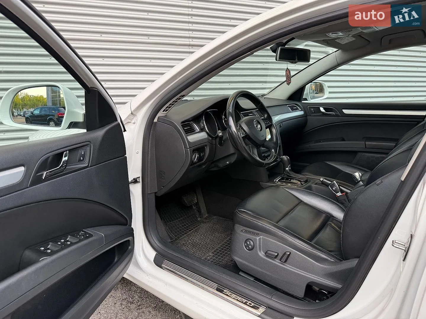 2015 Skoda Superb - мініатюра 29