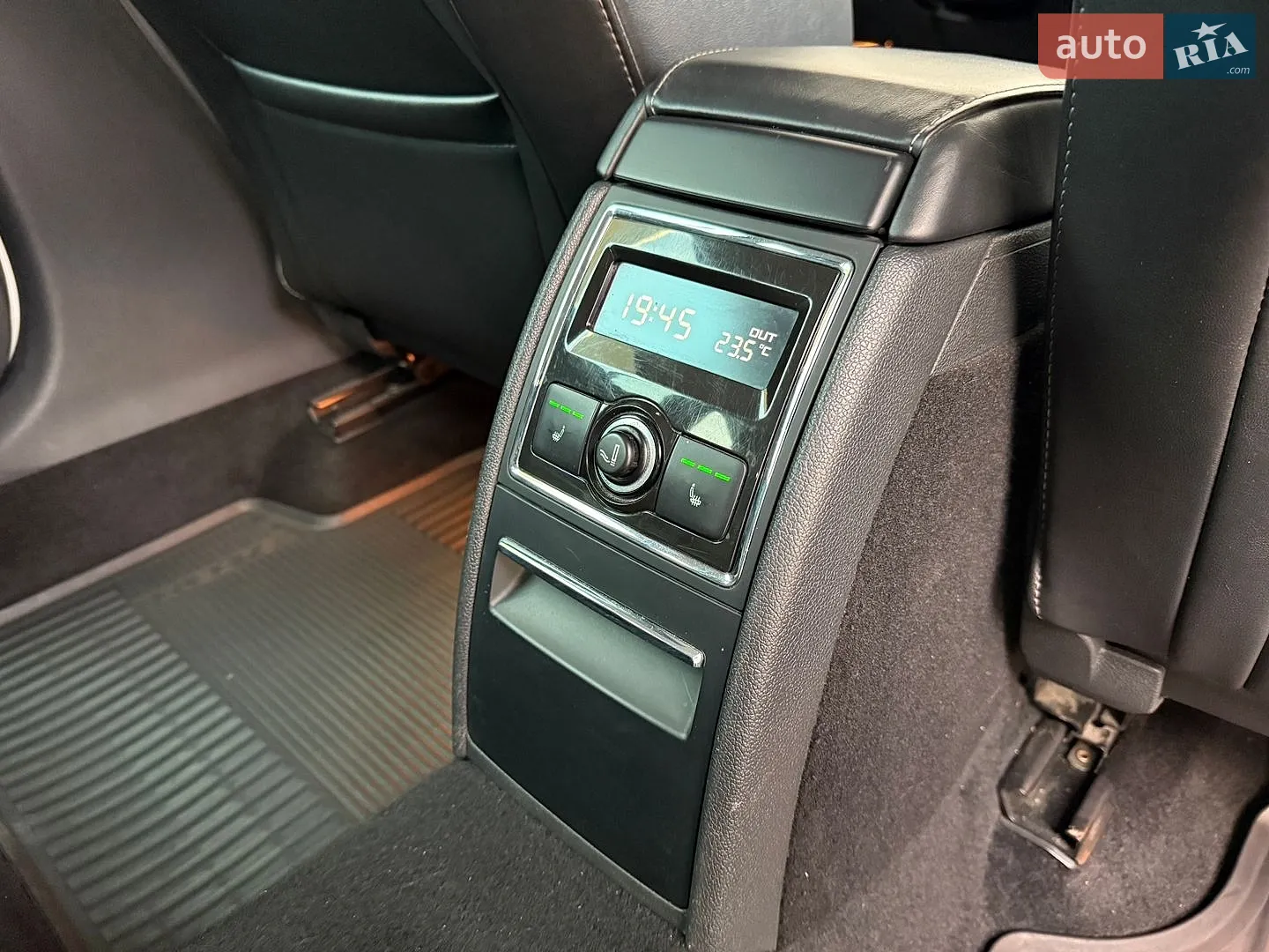 2015 Skoda Superb - мініатюра 51
