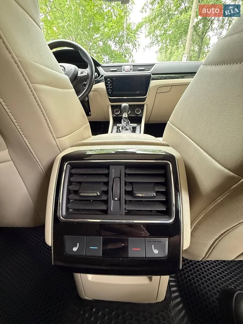 2018 Skoda Superb - мініатюра 20