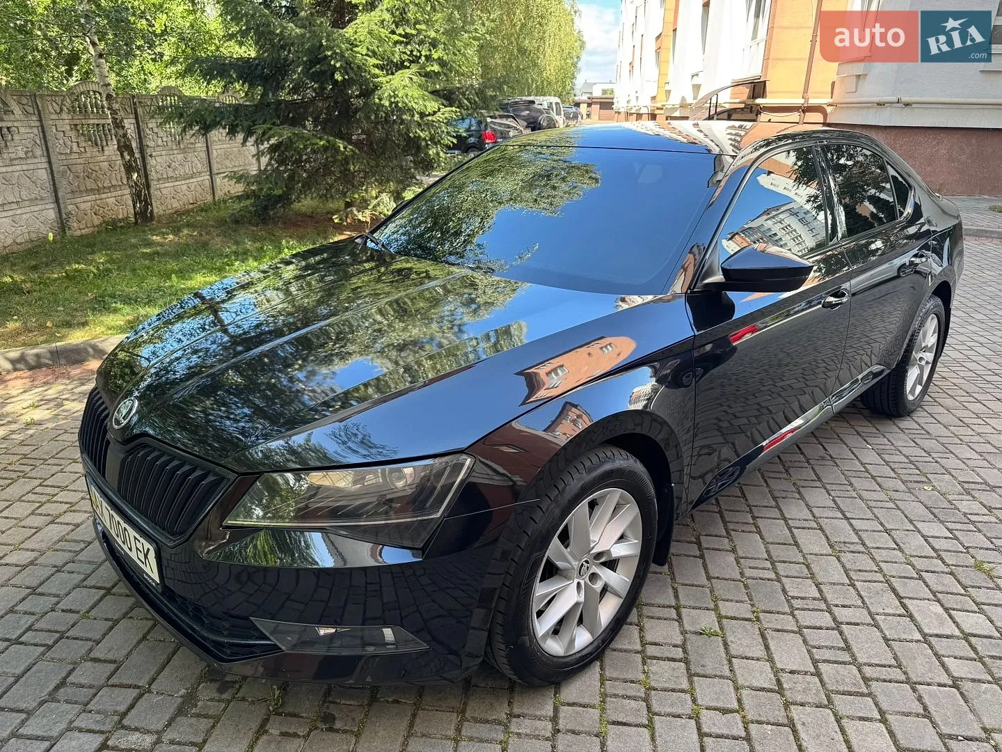 2016 Skoda Superb - мініатюра 3