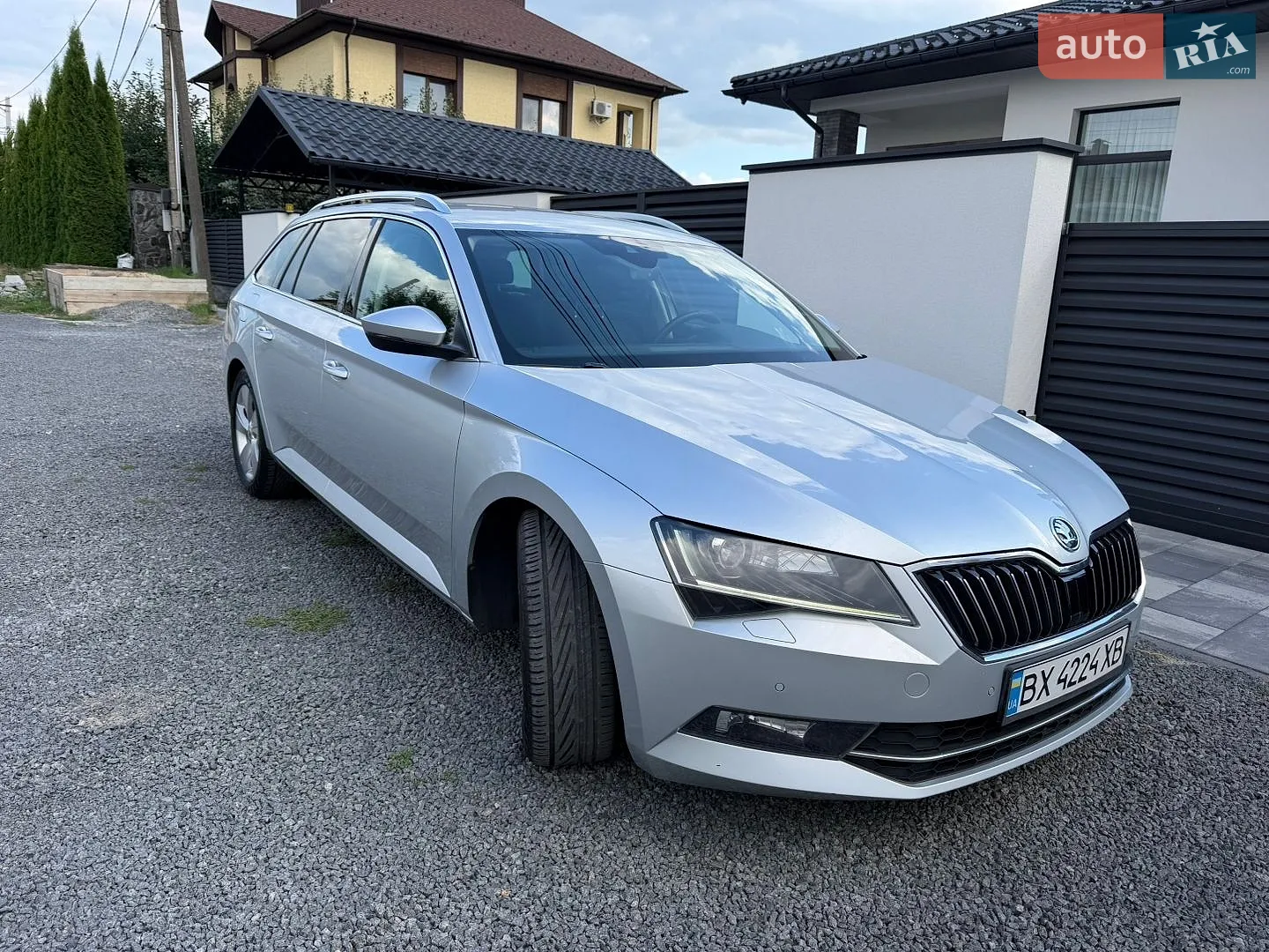 2017 Skoda Superb - мініатюра 3