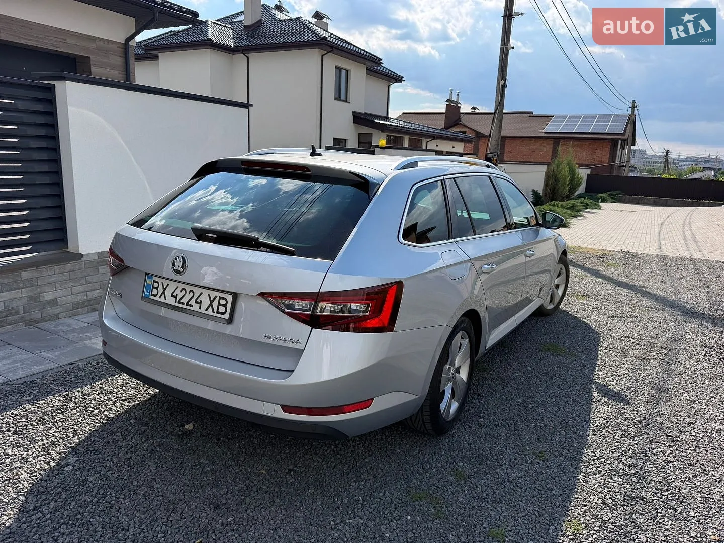 2017 Skoda Superb - мініатюра 15
