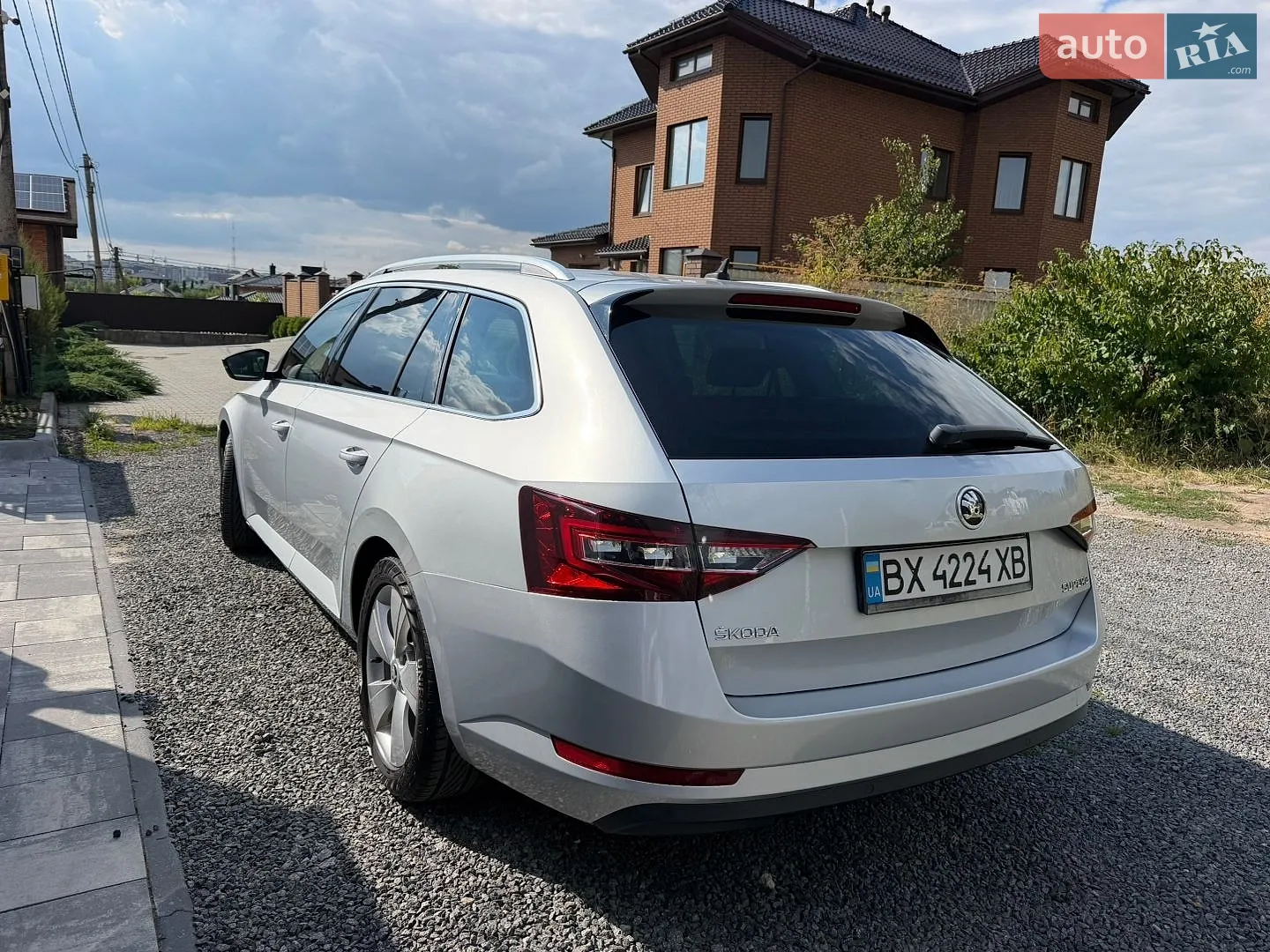 2017 Skoda Superb - мініатюра 14