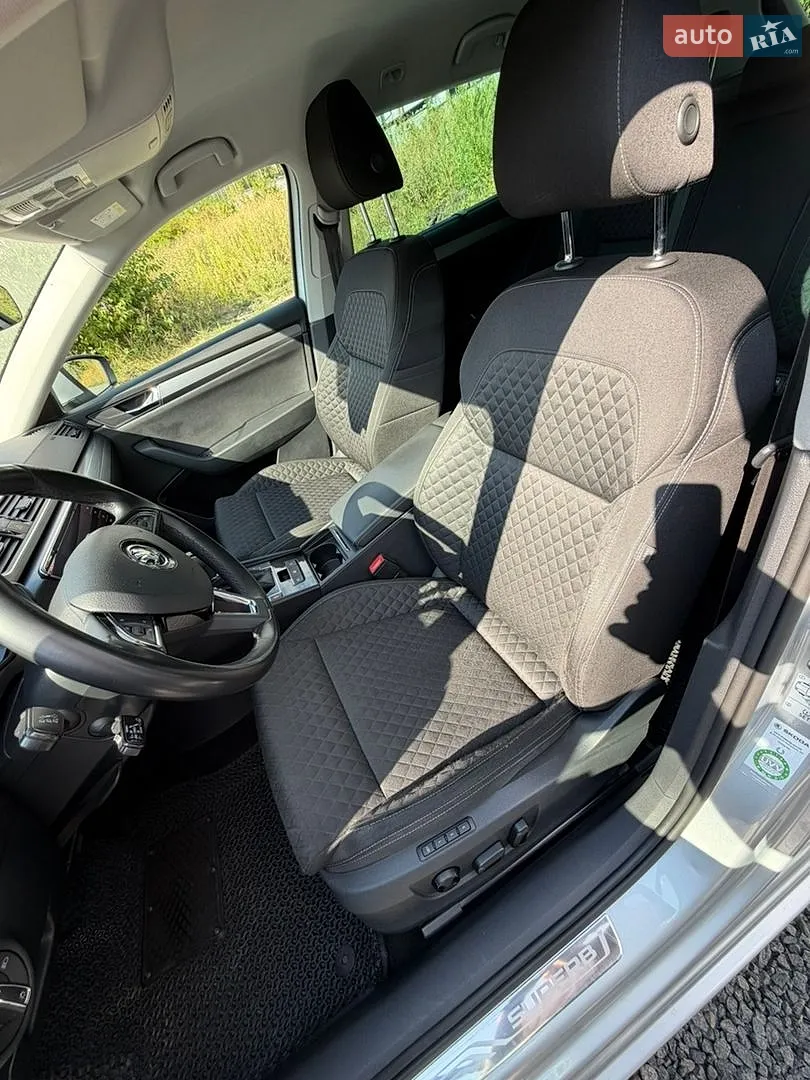 2017 Skoda Superb - мініатюра 26