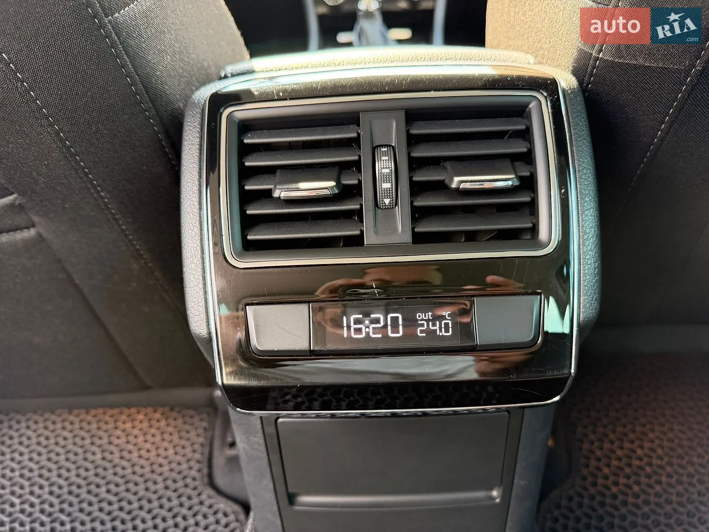 2017 Skoda Superb - мініатюра 31