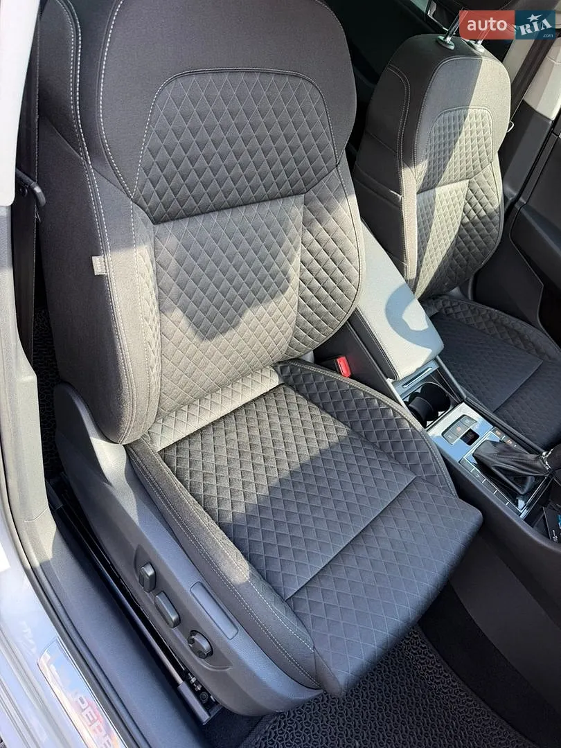 2017 Skoda Superb - мініатюра 41
