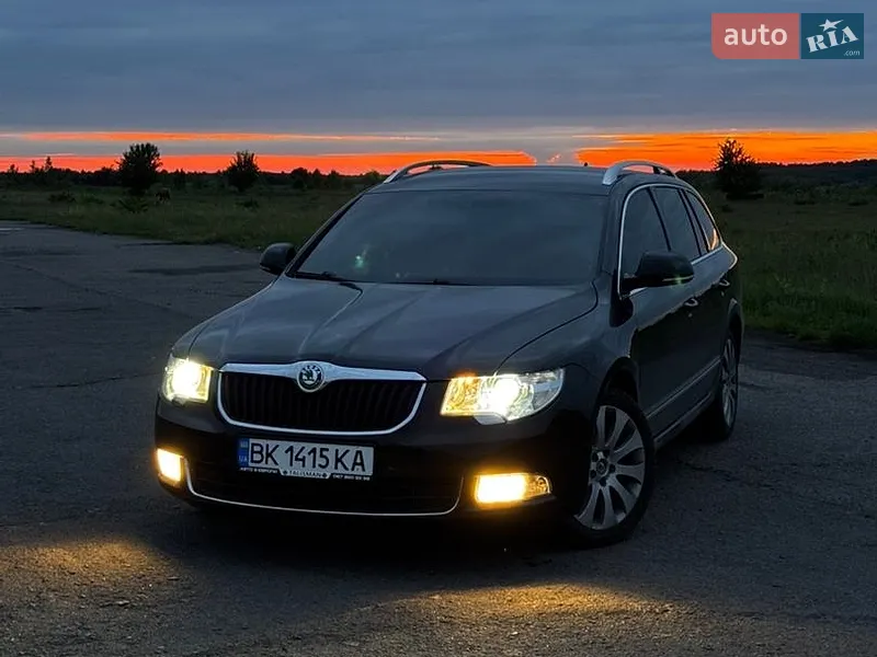 Skoda Superb 2011