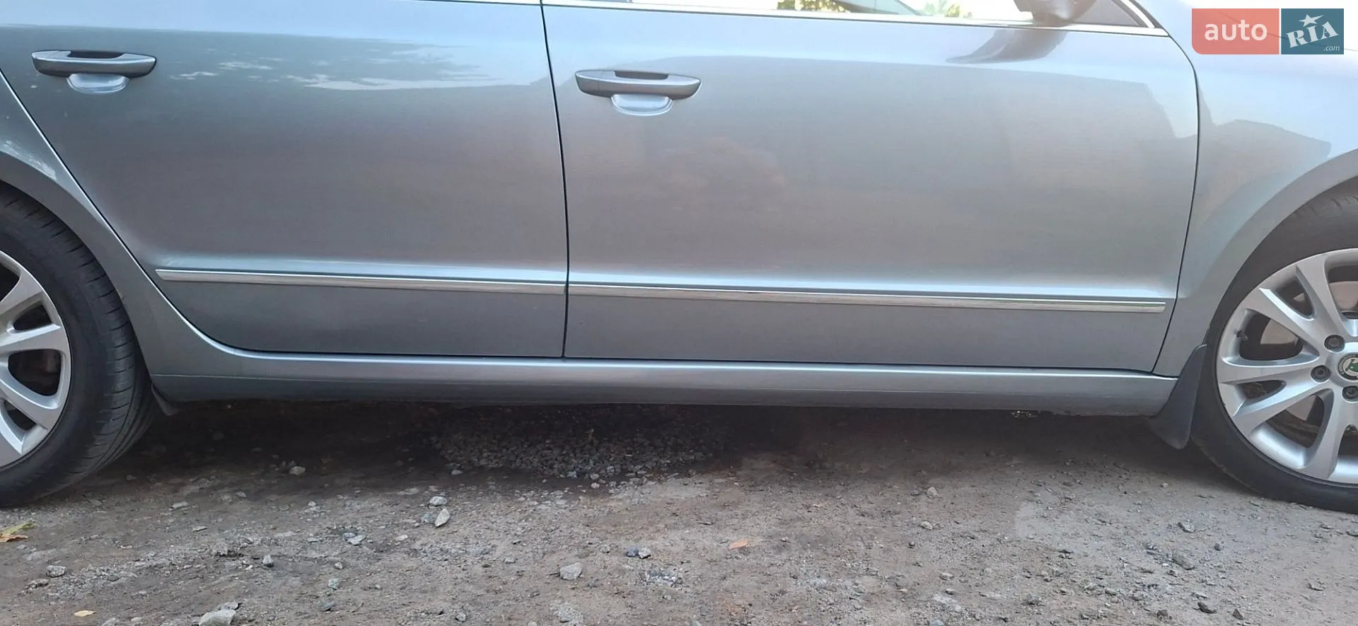 2010 Skoda Superb - мініатюра 6