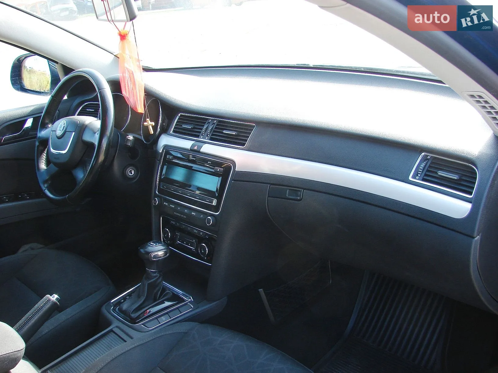 2011 Skoda Superb - мініатюра 16