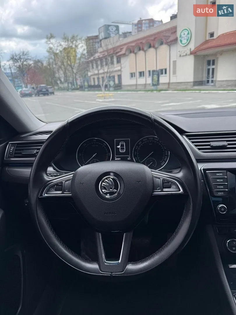 2016 Skoda Superb - мініатюра 16