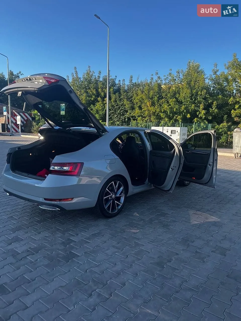 2018 Skoda Superb - мініатюра 11