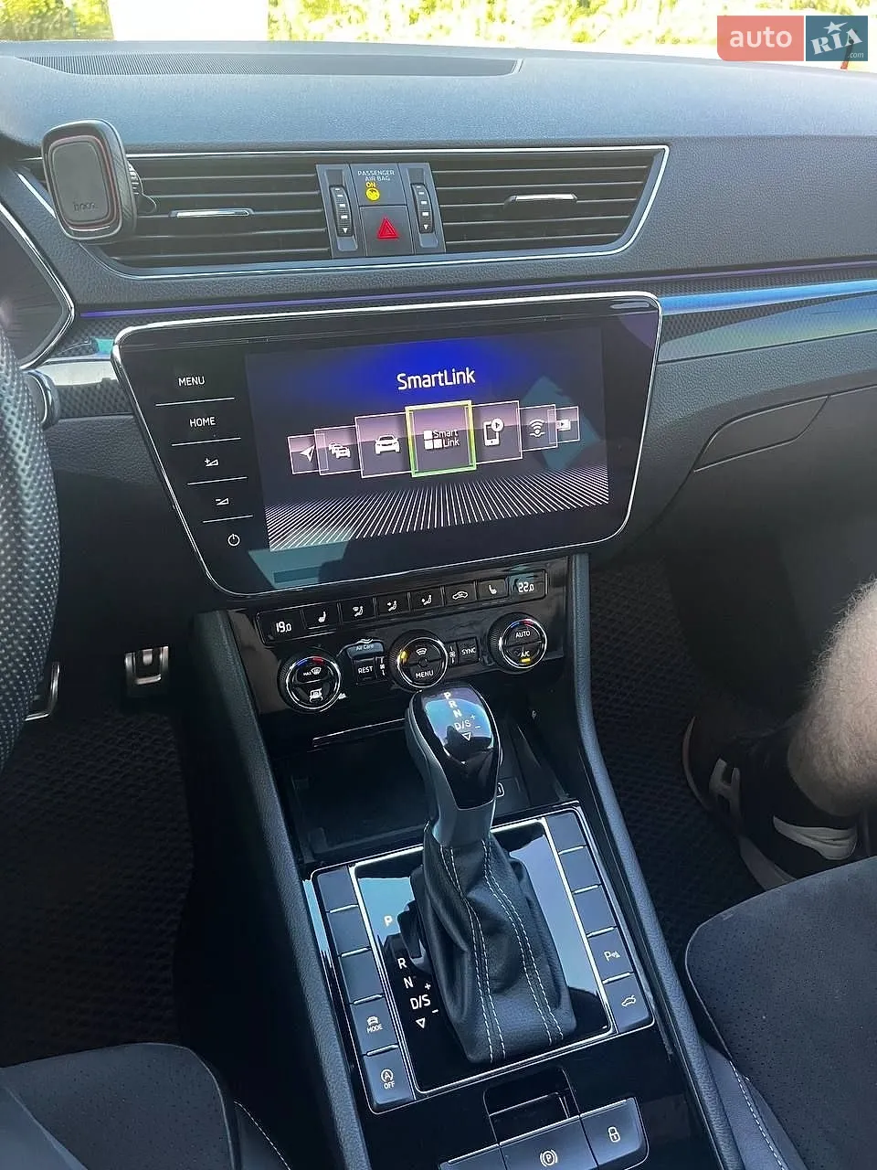 2018 Skoda Superb - мініатюра 2