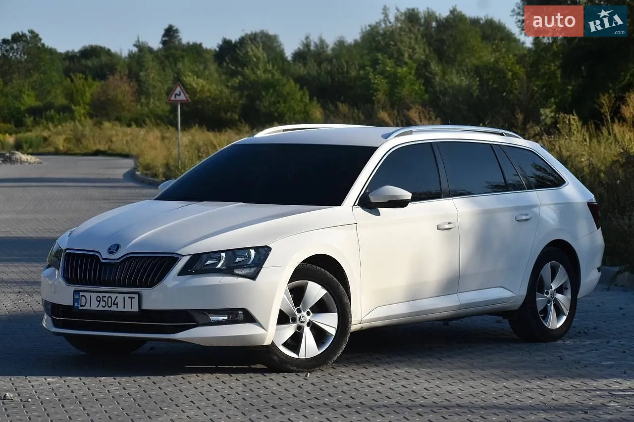 2017 Skoda Superb - мініатюра 2