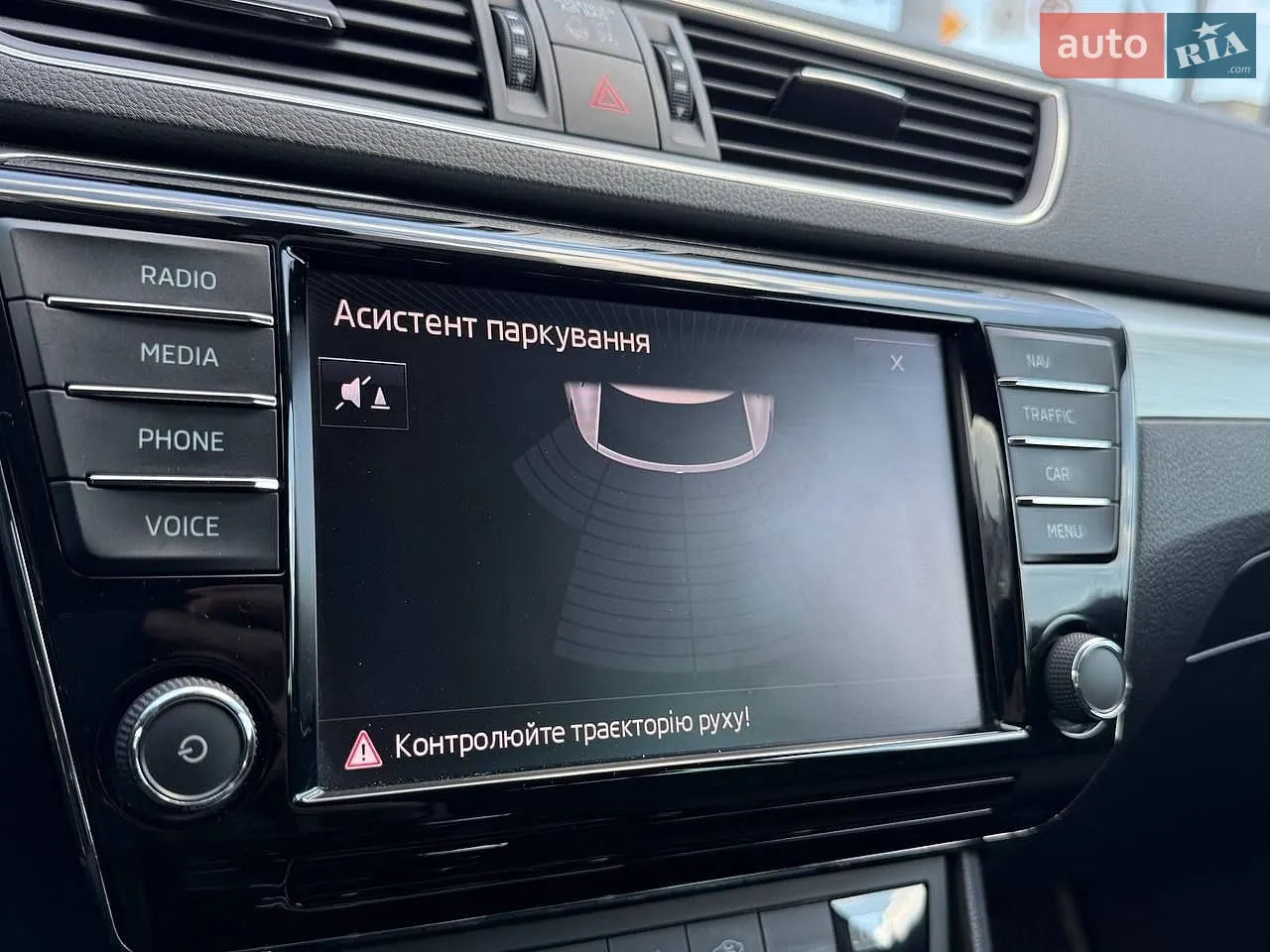 2016 Skoda Superb - мініатюра 21