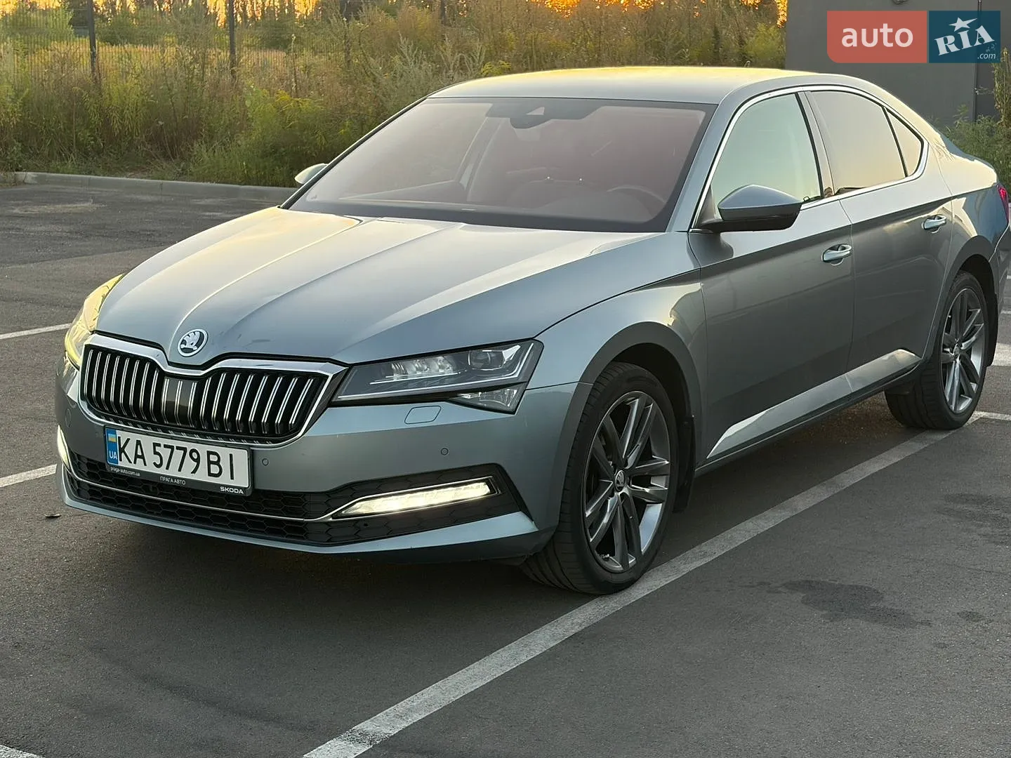 2019 Skoda Superb - фото 1