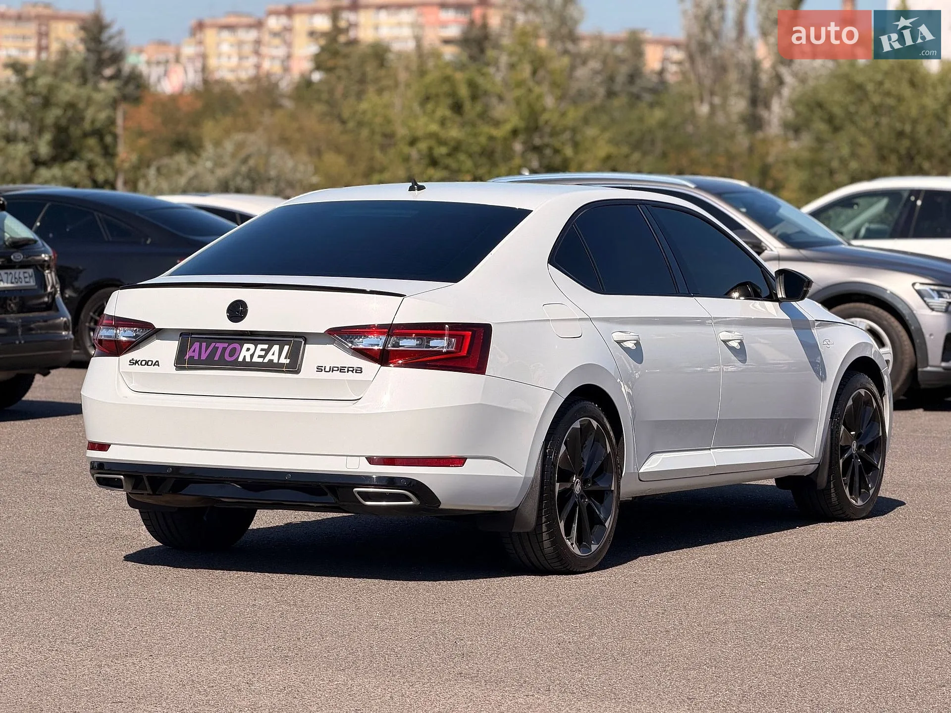 2015 Skoda Superb - мініатюра 20