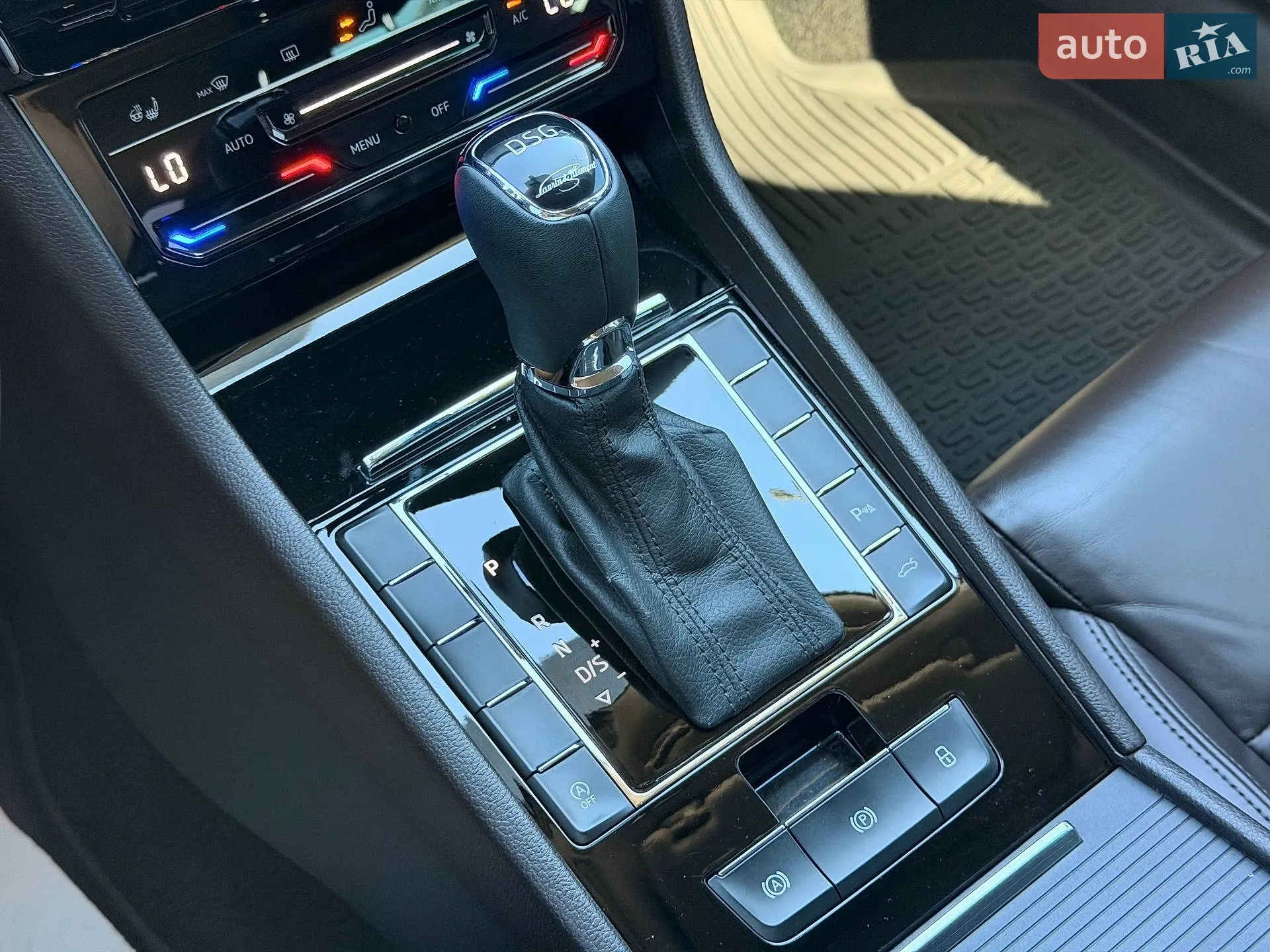 2015 Skoda Superb - мініатюра 75