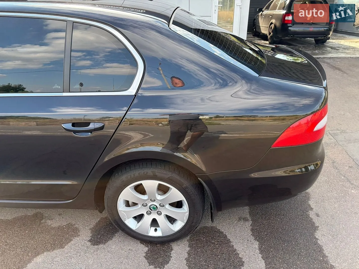 2010 Skoda Superb - мініатюра 5