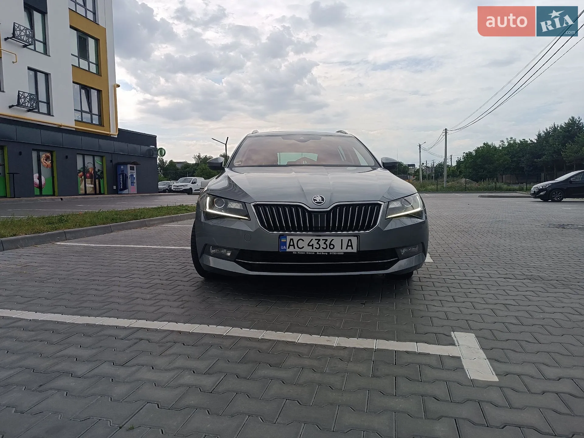 2018 Skoda Superb - мініатюра 3