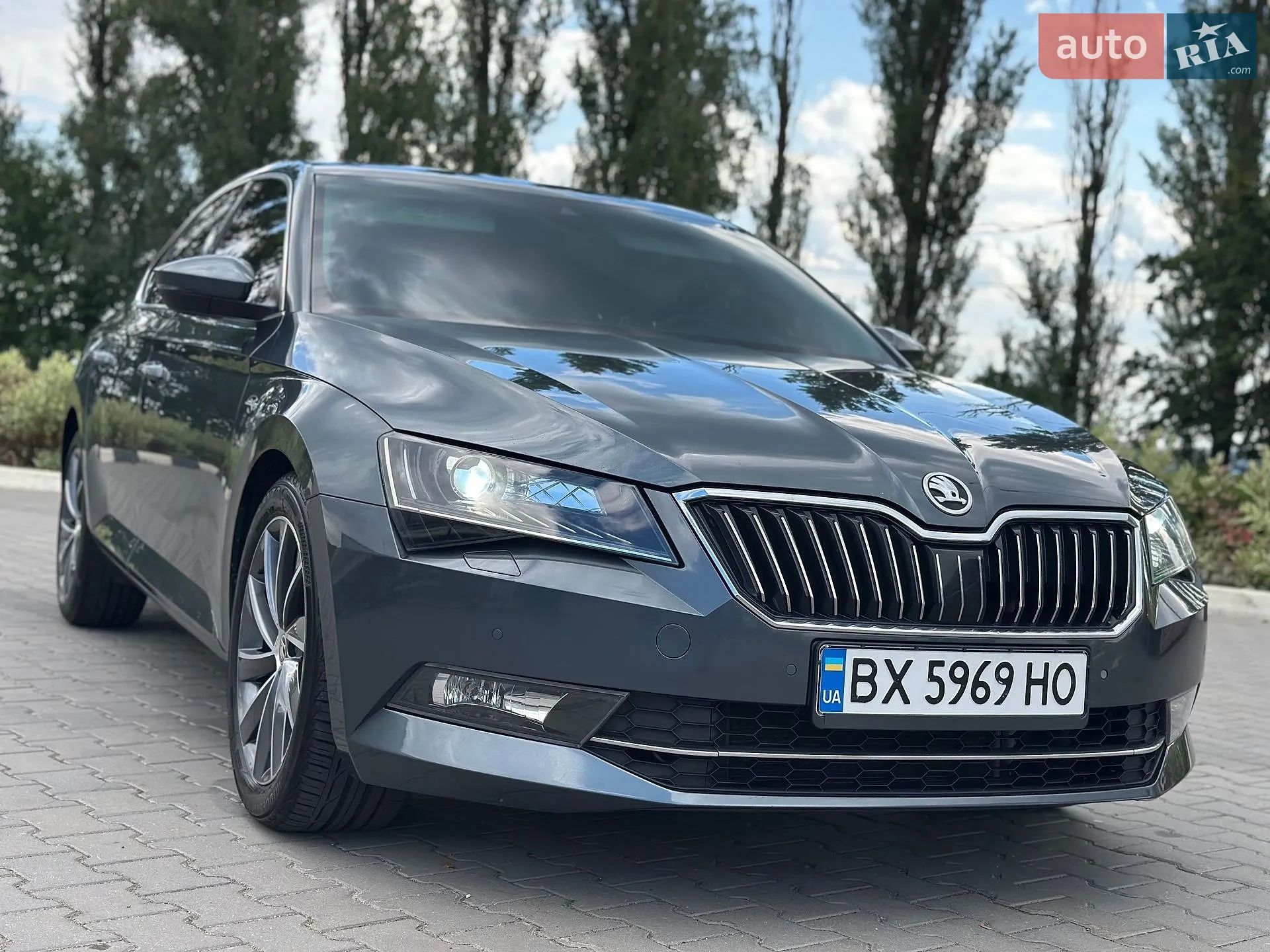 2016 Skoda Superb - мініатюра 8