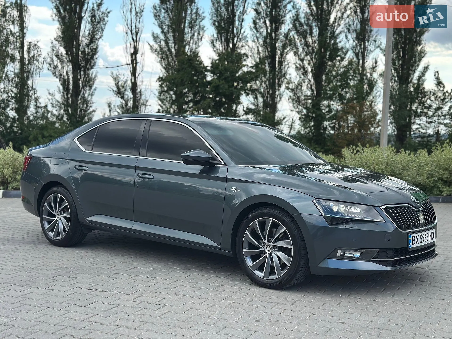 2016 Skoda Superb - мініатюра 11