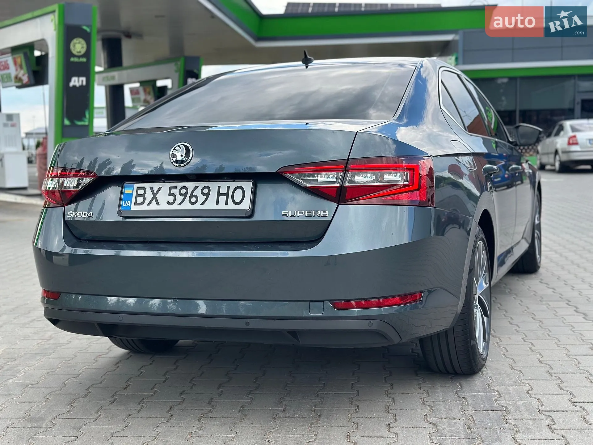 2016 Skoda Superb - мініатюра 16