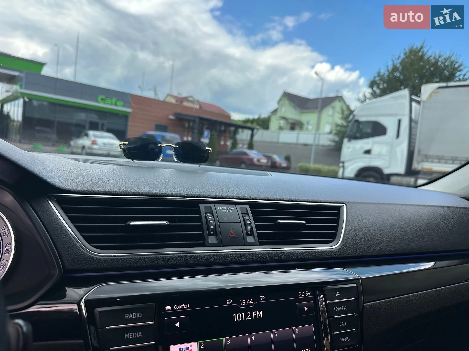 2016 Skoda Superb - мініатюра 41