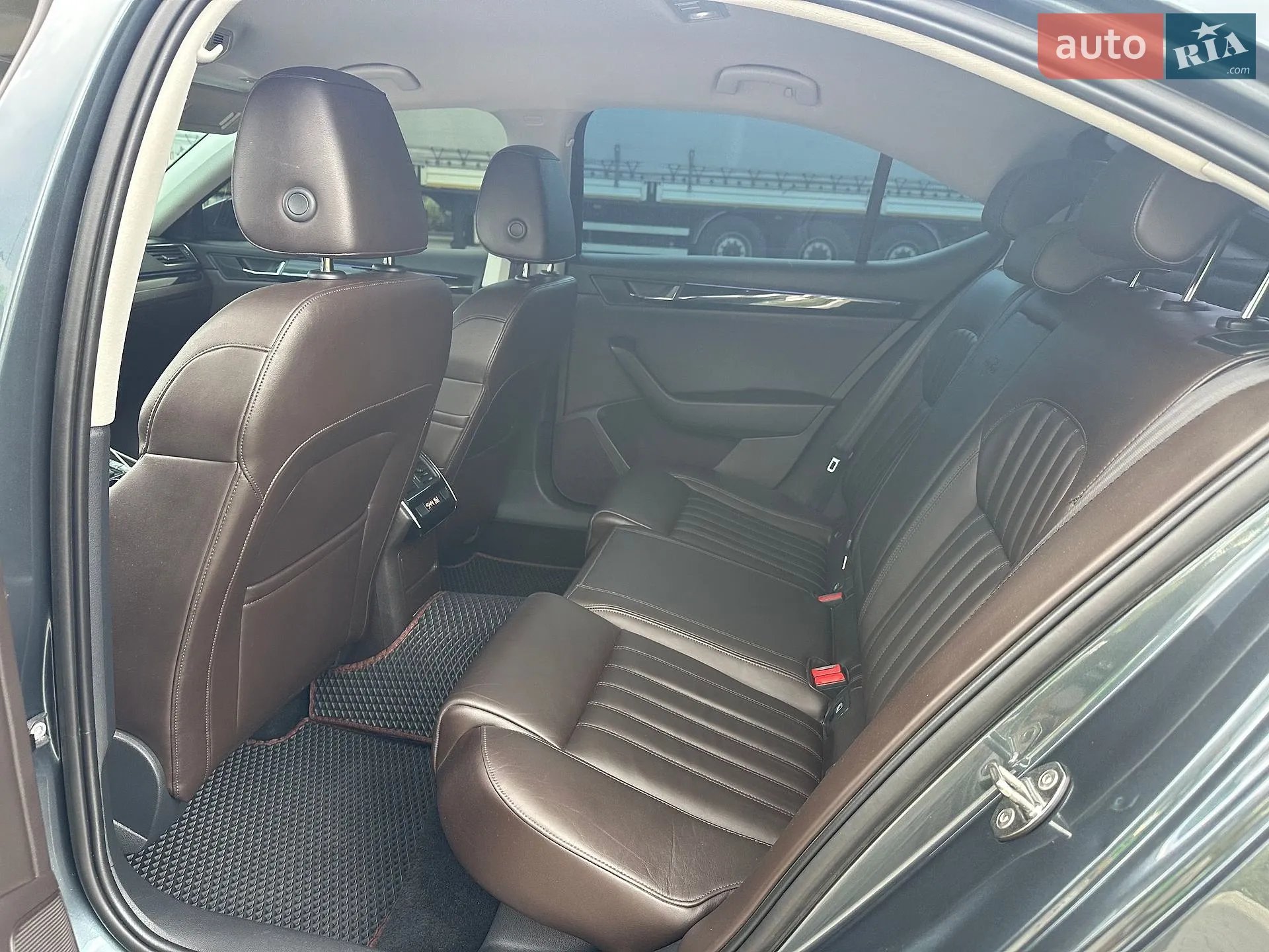 2016 Skoda Superb - мініатюра 49