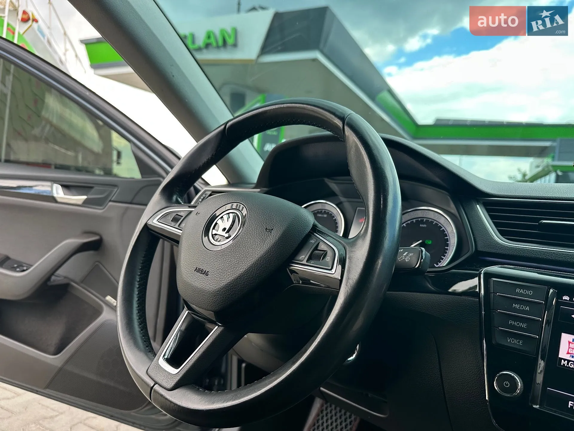 2016 Skoda Superb - мініатюра 62