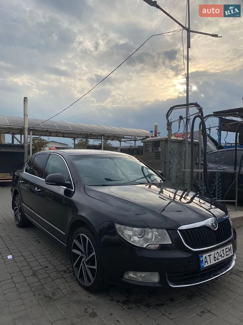 2010 Skoda Superb - фото 1