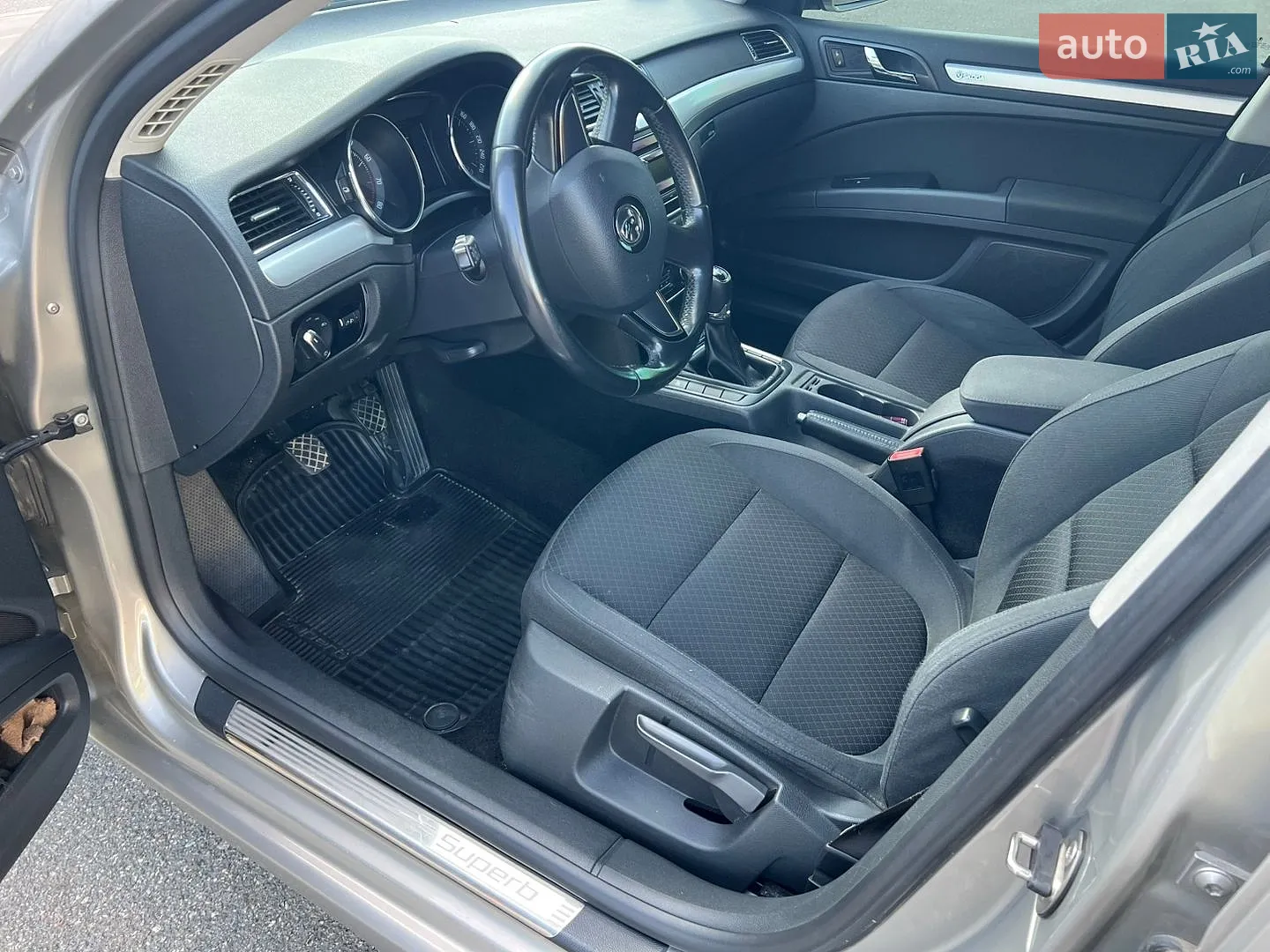 2013 Skoda Superb - мініатюра 22