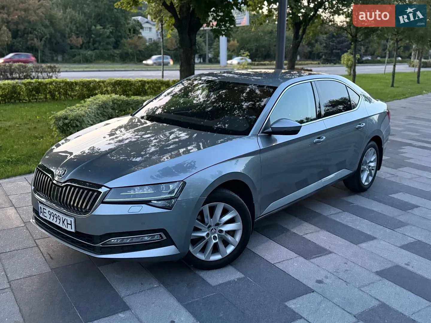 2019 Skoda Superb - мініатюра 3