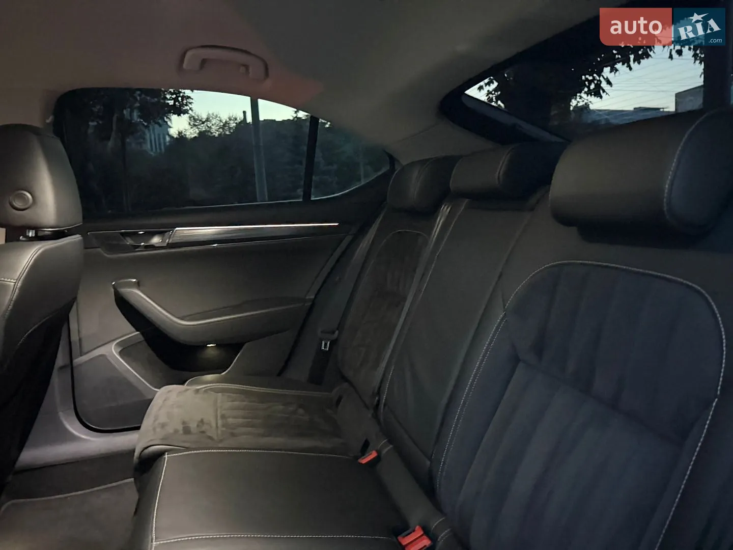 2019 Skoda Superb - мініатюра 34