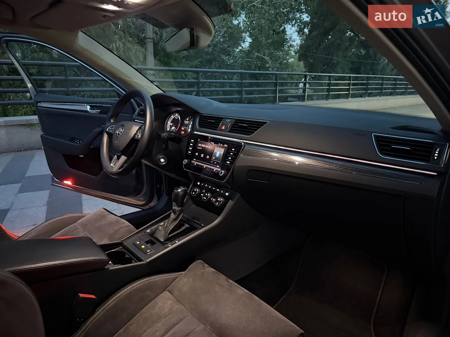 2019 Skoda Superb - мініатюра 43