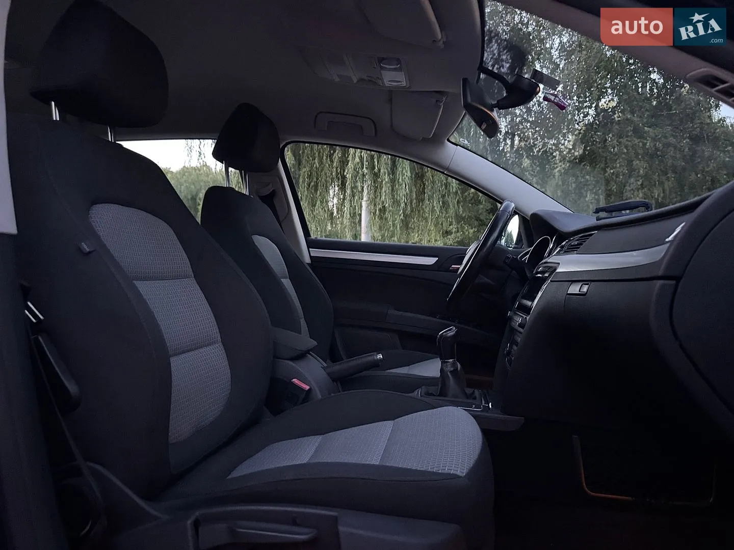 2012 Skoda Superb - мініатюра 47