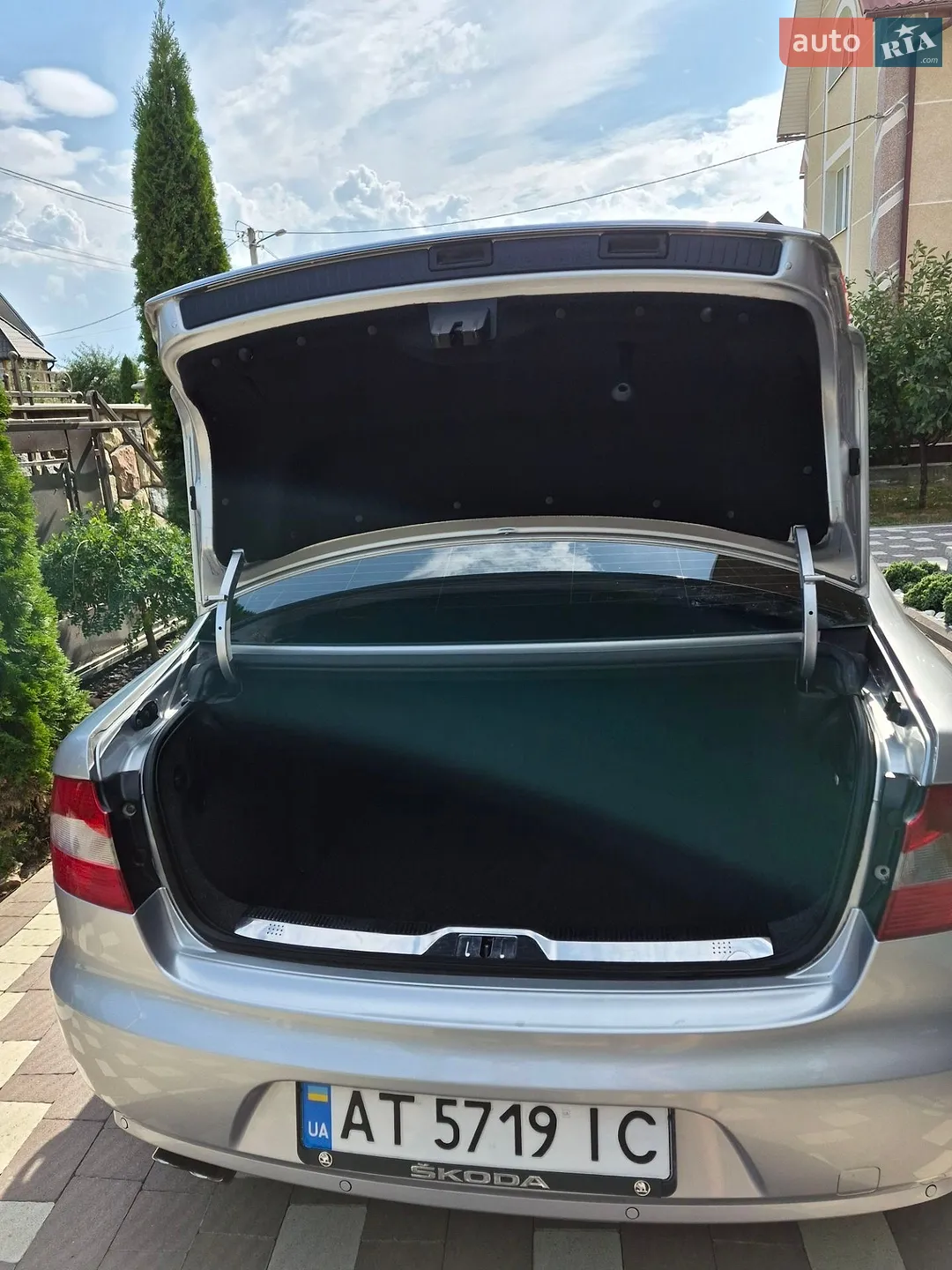 2012 Skoda Superb - мініатюра 12