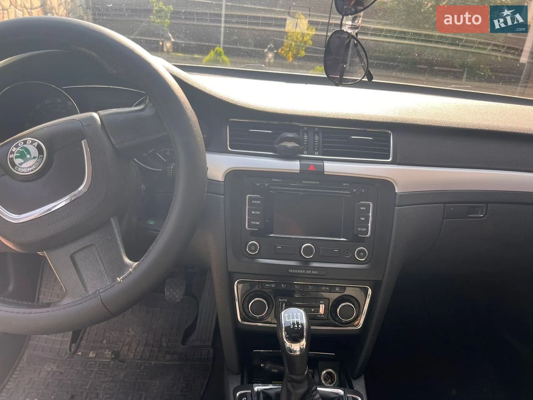 2012 Skoda Superb - мініатюра 28