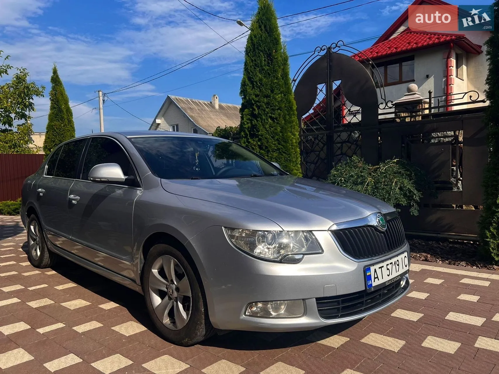 2012 Skoda Superb - мініатюра 2