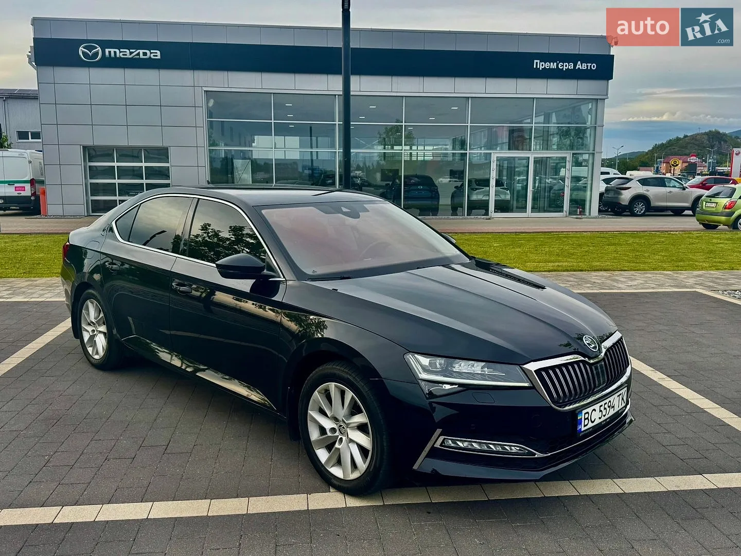 2019 Skoda Superb - мініатюра 4