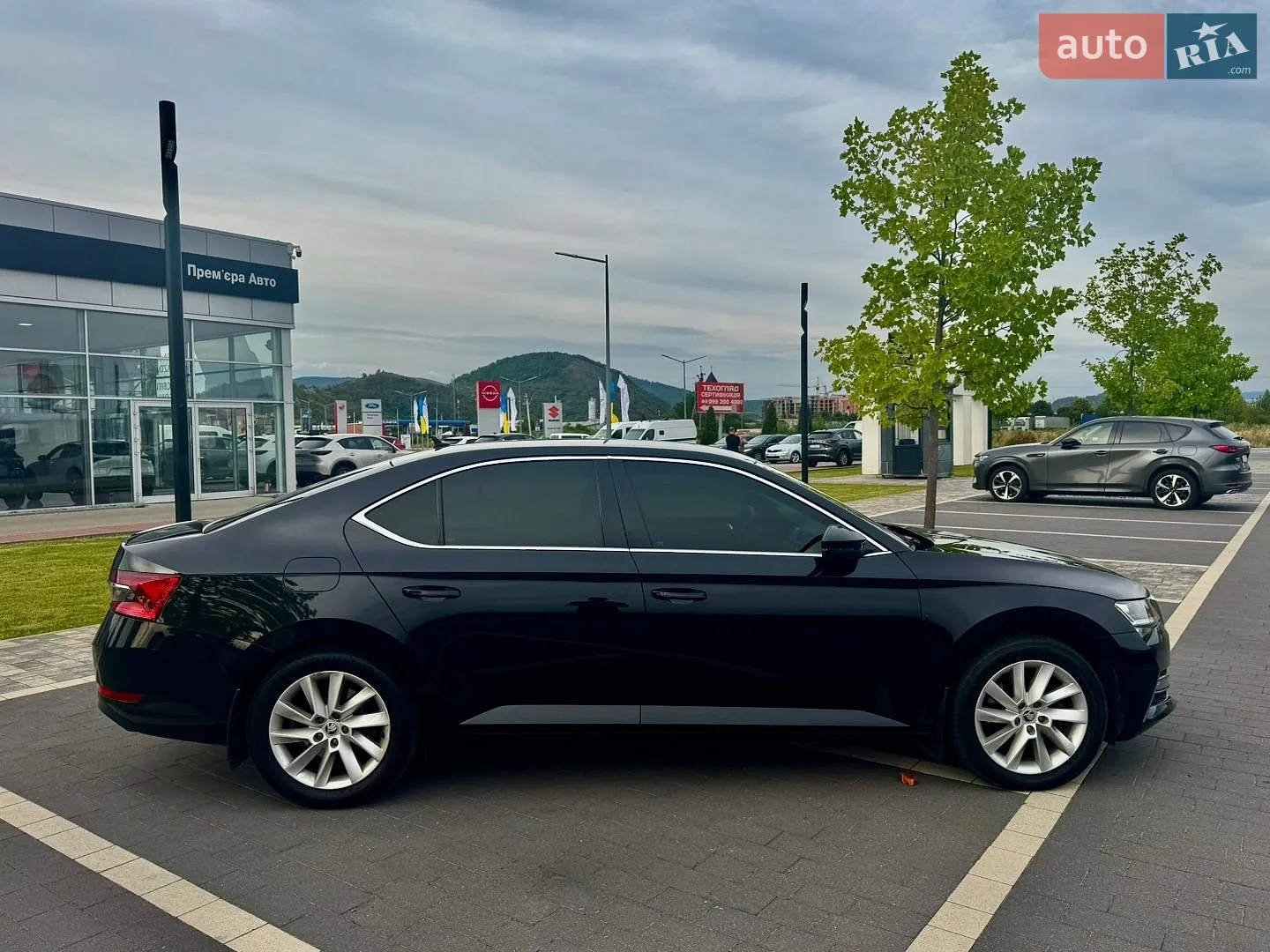 2019 Skoda Superb - мініатюра 8