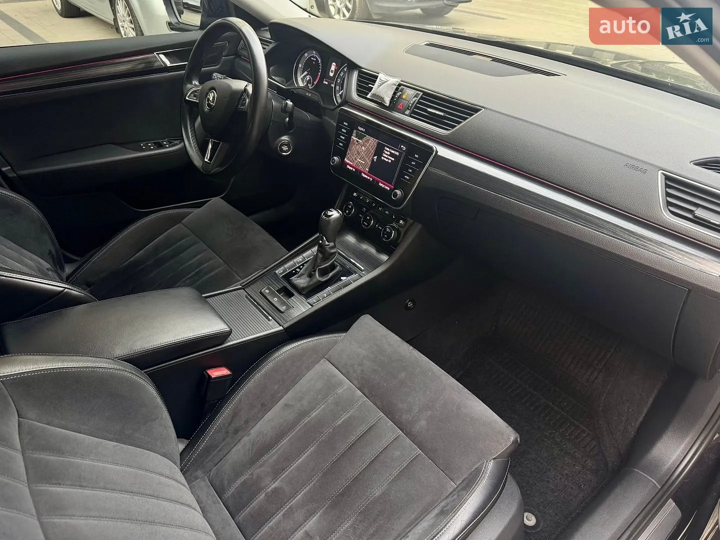 2019 Skoda Superb - мініатюра 14