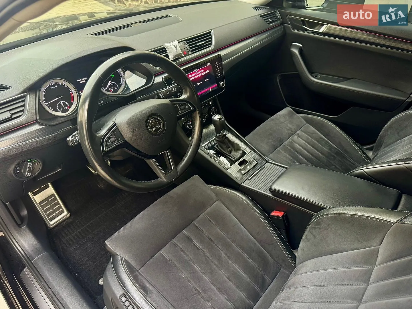 2019 Skoda Superb - мініатюра 21