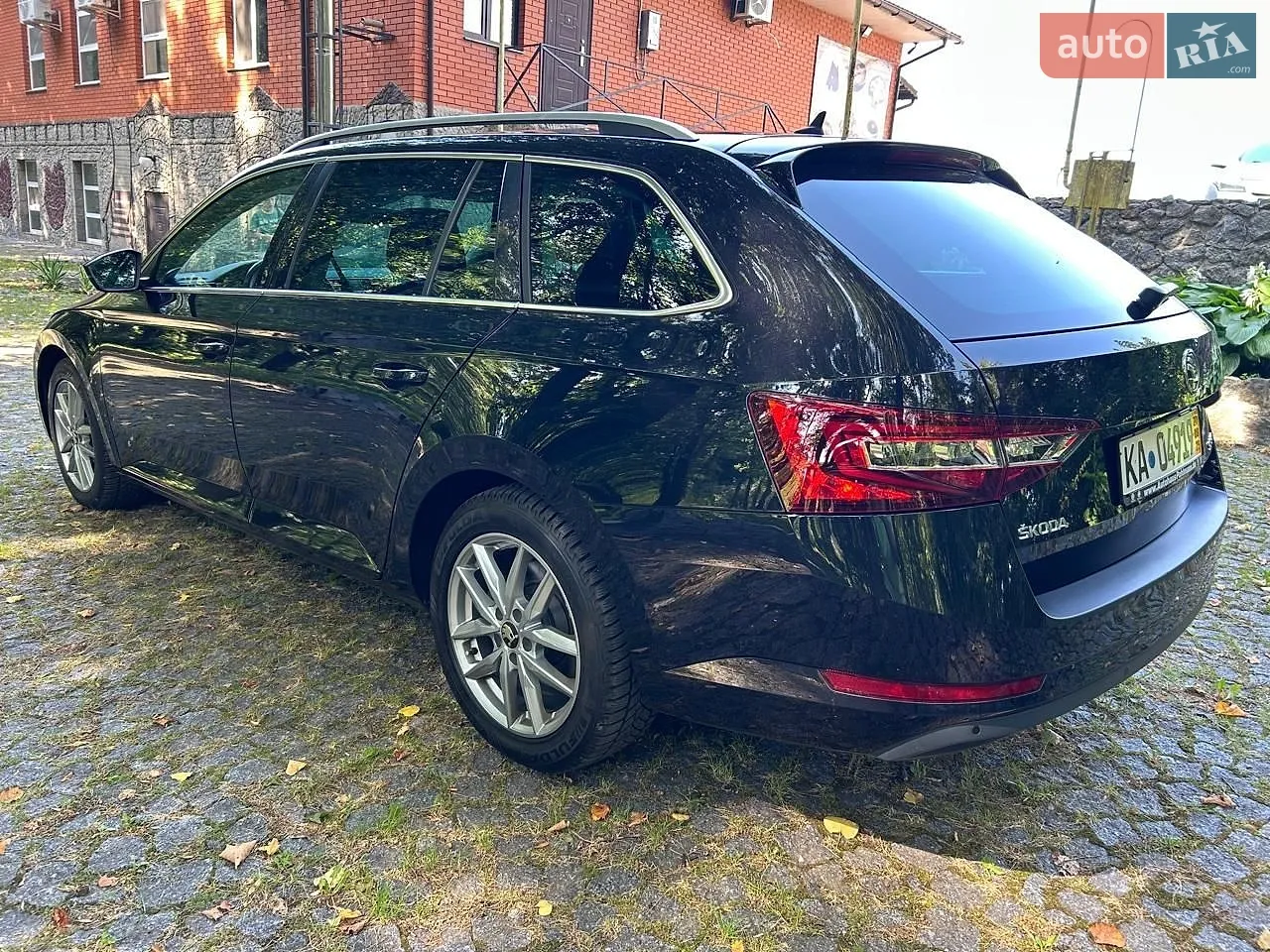 2018 Skoda Superb - мініатюра 2