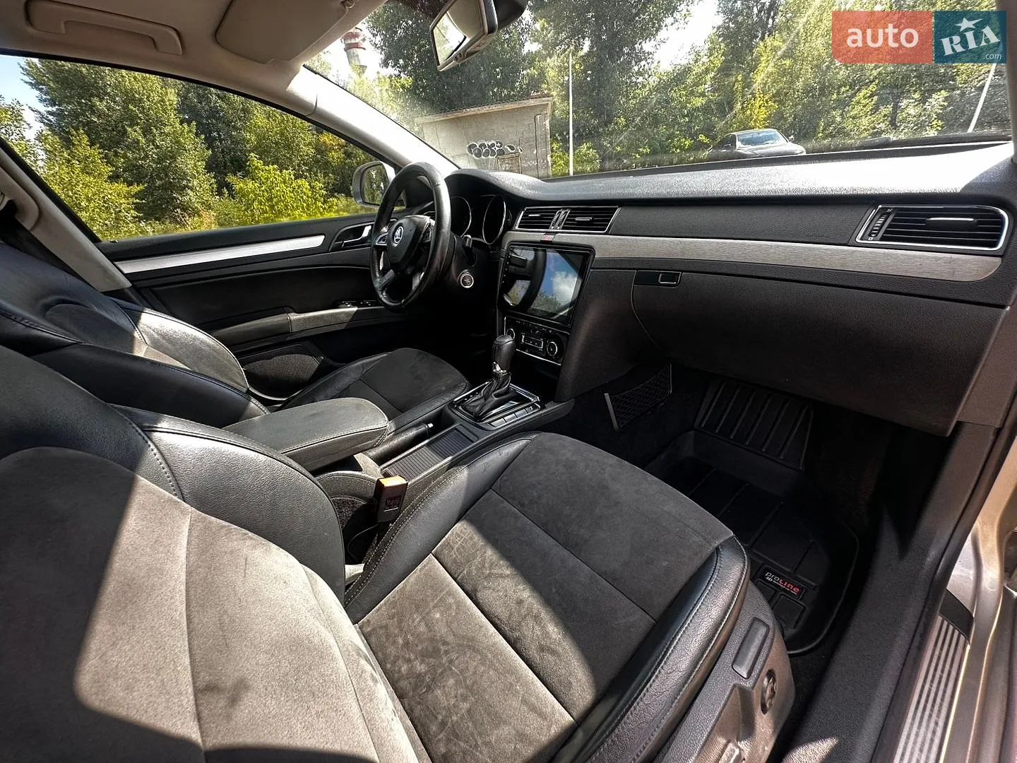 2014 Skoda Superb - мініатюра 38