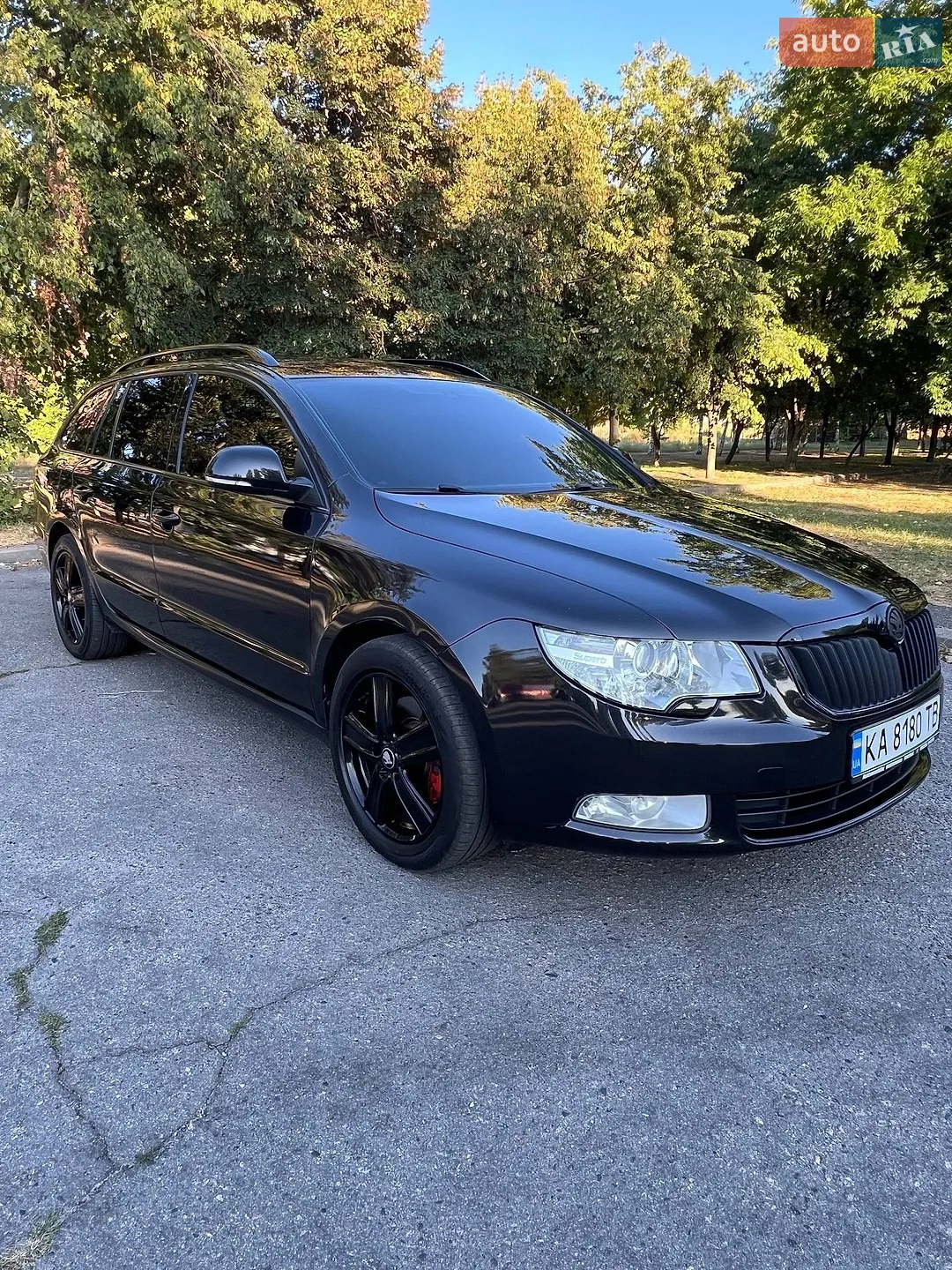 2010 Skoda Superb - мініатюра 2