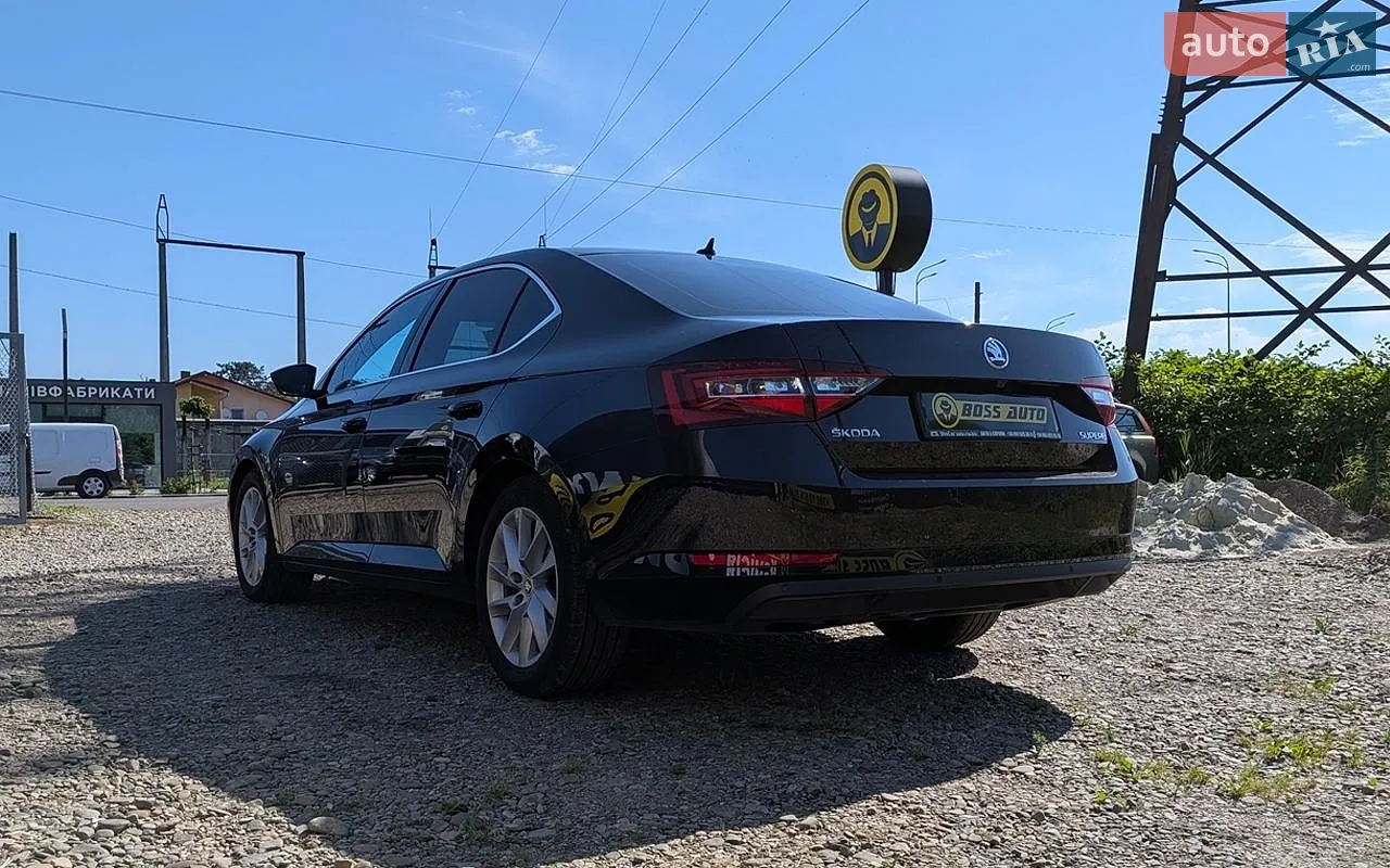 2019 Skoda Superb - мініатюра 5